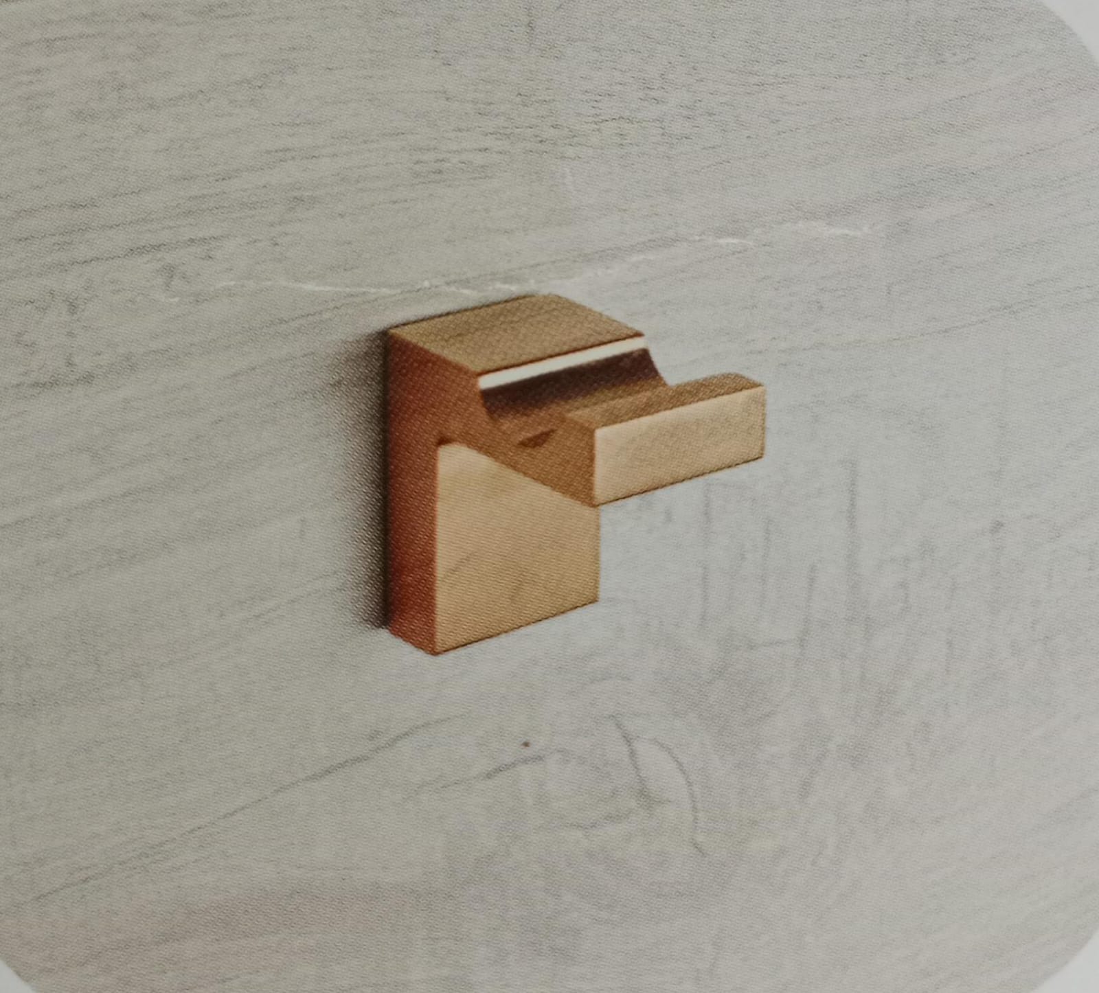 DECOR AVON ROBE HOOK AV0005